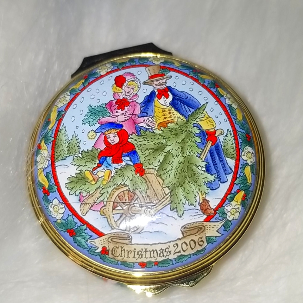HALCYON Christmas box